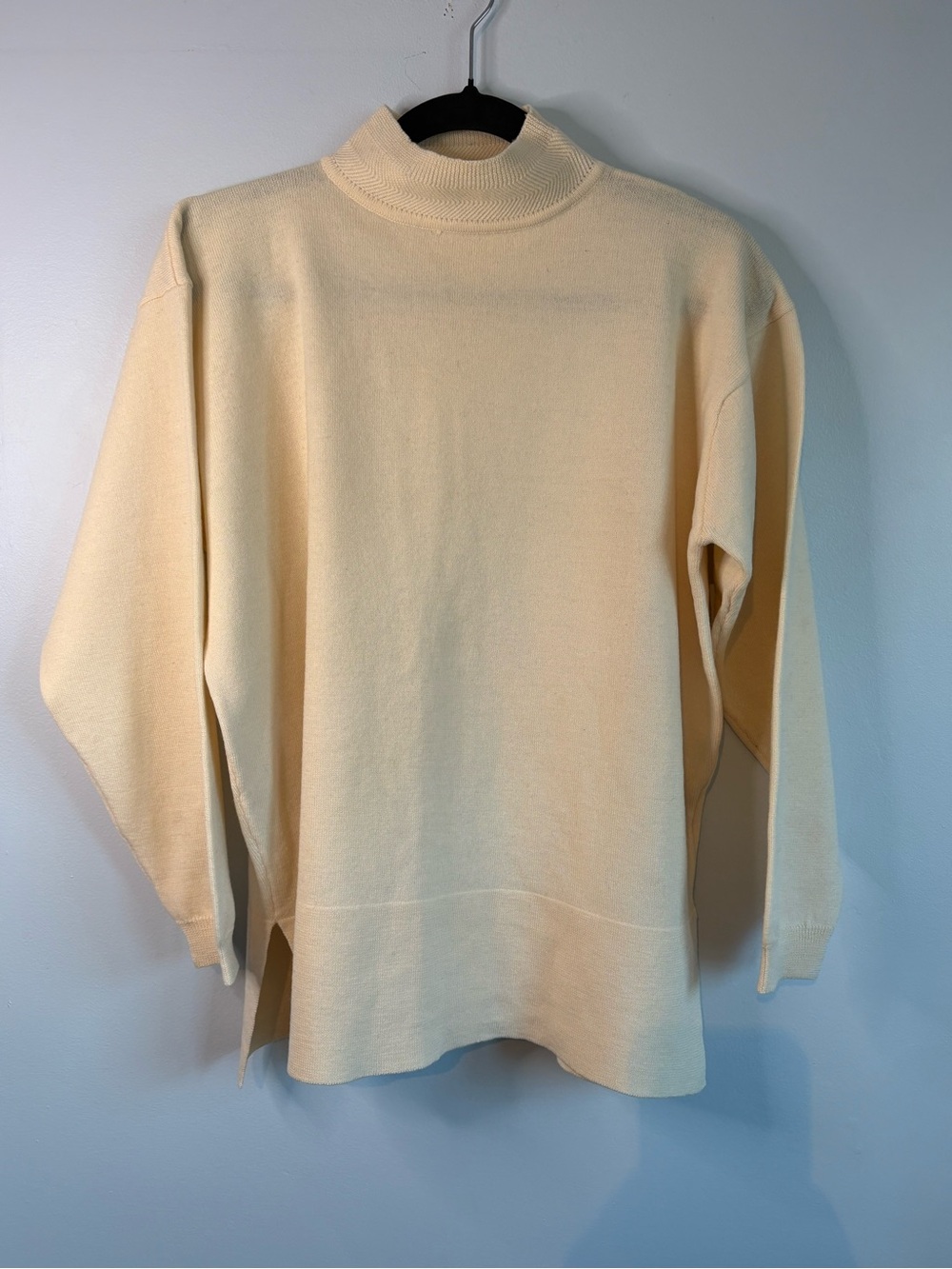 Vintage Esprit Cream Women's Turtleneck Sweater